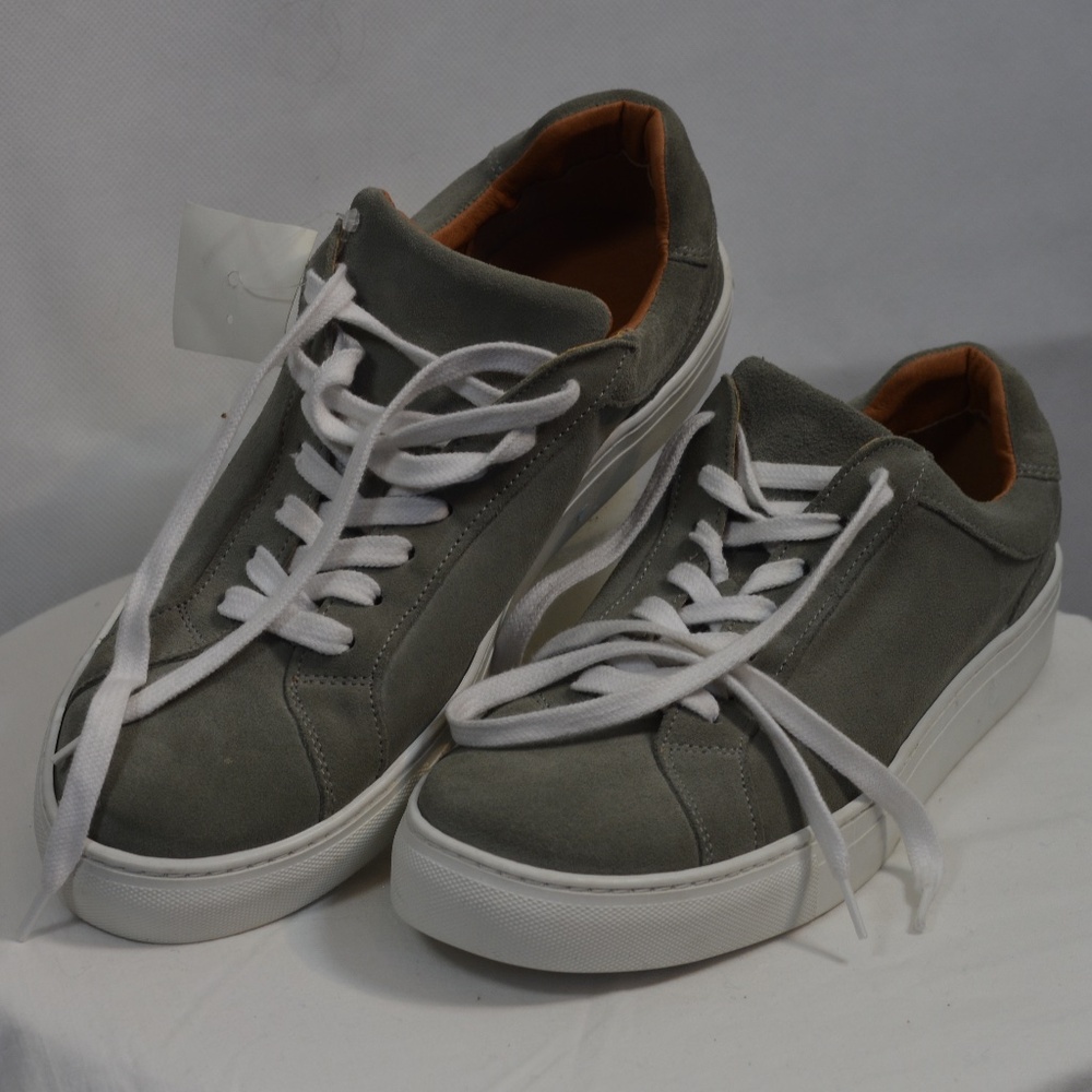 Cruza Tendencia Gray Suede Shoes SZ 43 NWOT